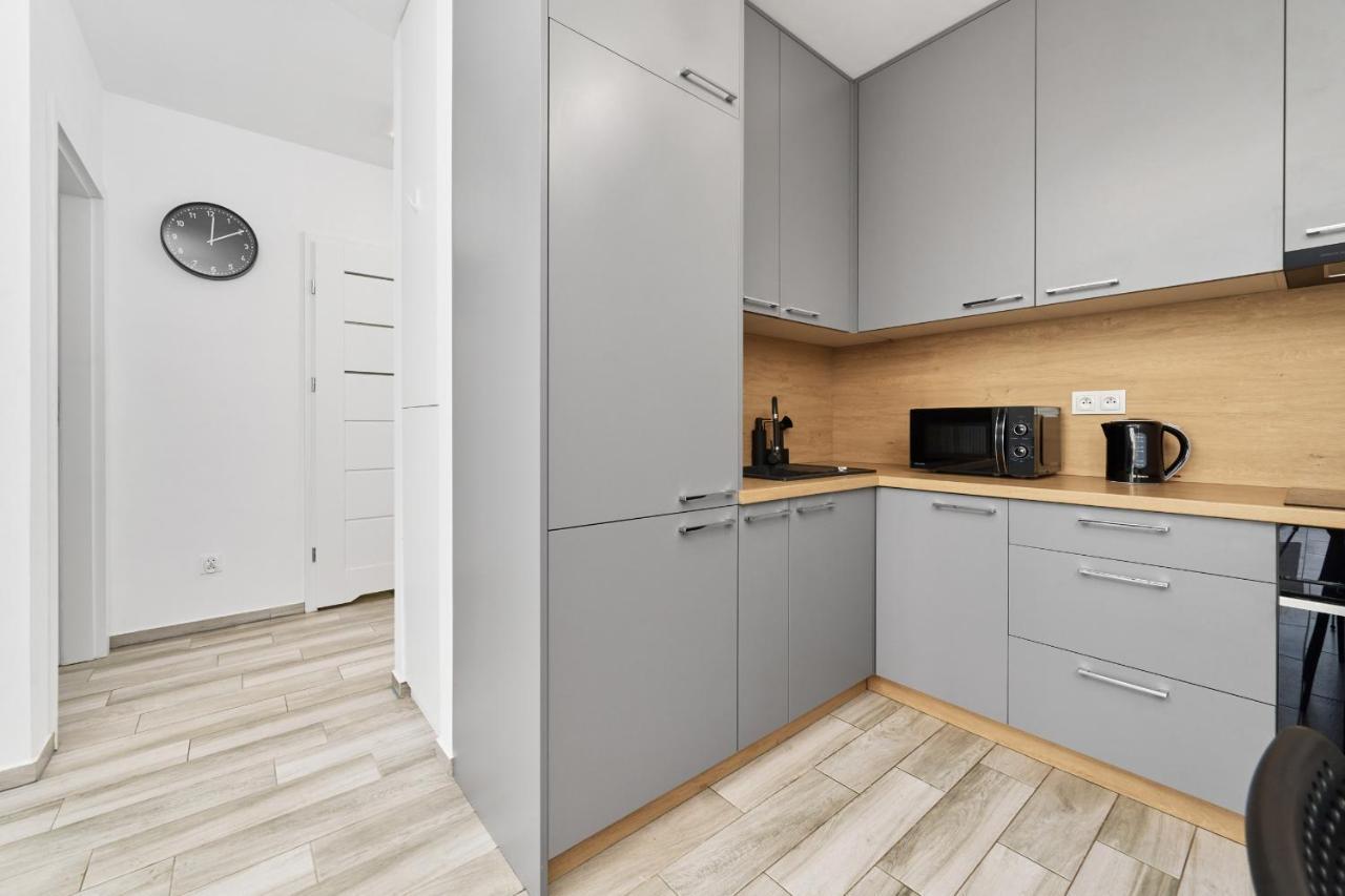 Apartment Wroclaw Swojczyce By Noclegi Renters Exterior photo